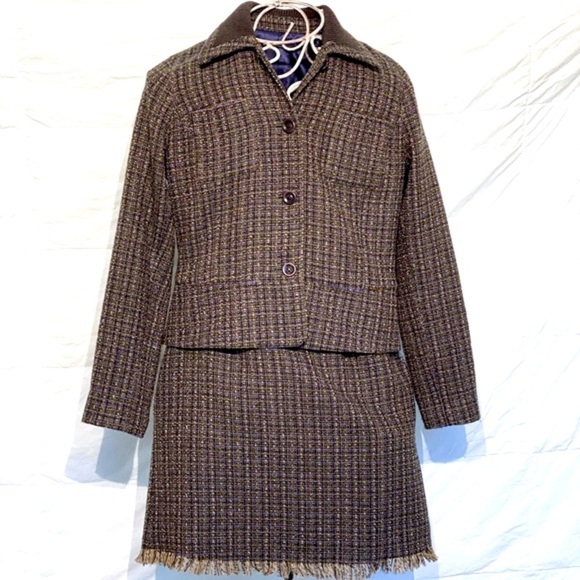ISDA & CO Jackets & Blazers - ISDA & CO tweed suit with fringe